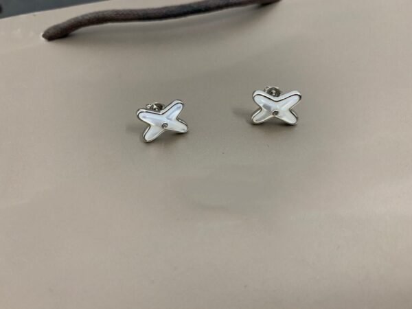 [Eternal Jewelry]JEUX DE WHITE MOP SILVER DIAMOND EARRINGS