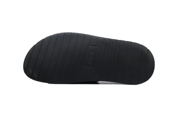 copy_of_christian_dior_dway_navy_blue_fabric_slides_1ACD56E714618.jpg Dior Aqua Black