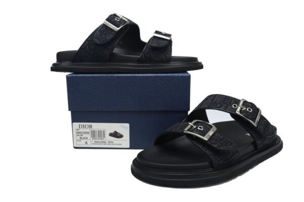 copy_of_christian_dior_dway_navy_blue_fabric_slides_1ACD56E72A916.jpg Dior Aqua Black
