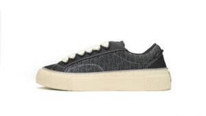 dior_b33_sneakers__release_black_3sn272_zir1_6536_19D4ED4E1281B.jpg Dior B33 Sneakers Release Black 3SN272 ZIR1 6536