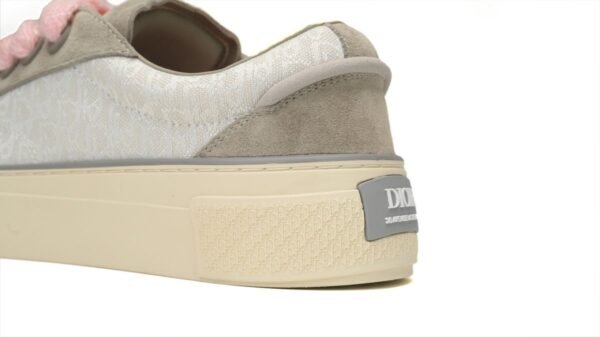 Dior B33 Sneakers  Release Dust 3SN272 ZIR1 6536