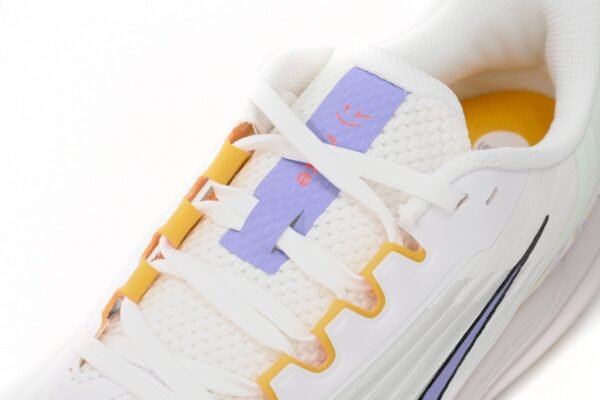 nike_air_winflo_9_white_light_blue_dr8802_100_18B1F239AFB14.jpg Nike Air Winflo 9 White Light Blue DR8802-100