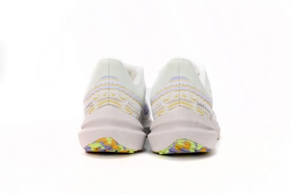 nike_air_winflo_9_white_light_blue_dr8802_100_18B1F239D9612.jpg Nike Air Winflo 9 White Light Blue DR8802-100