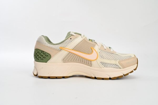 nikeair_zoom_vomero_5_beige_green_fq6868_181_196CA7504AF1D.jpg Nike Air Zoom Vomero 5 Beige Green FQ6868-181