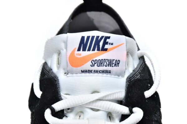 off_white_x_nike_air_vapormax_black_white_1992EF2E67115.jpg OFF White x Nike Air VaporMax Black White