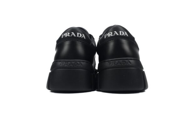 Prada Low-Top Sneakers Serrated Black