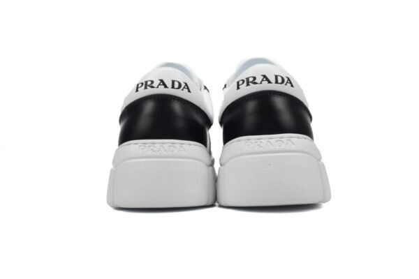 prada_low_top_sneakers_serrated_black_and__white_1B0DBBD8E921D.jpg Prada Low-Top Sneakers Serrated Black And White