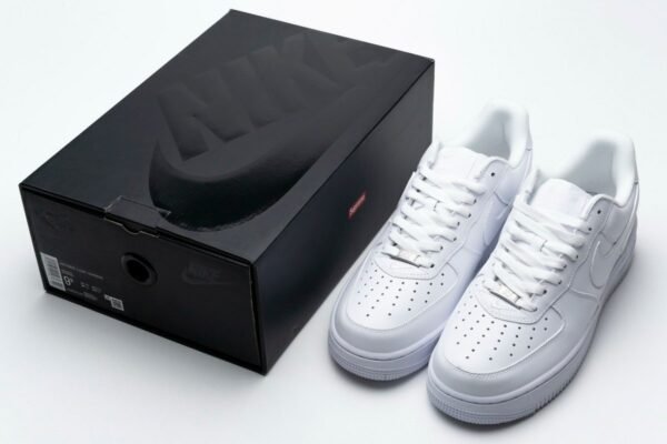 supreme_x_air_force_1_low_white_cu9225_100__1796C6B222B11.jpg Supreme x Air Force 1 Low White CU9225-100