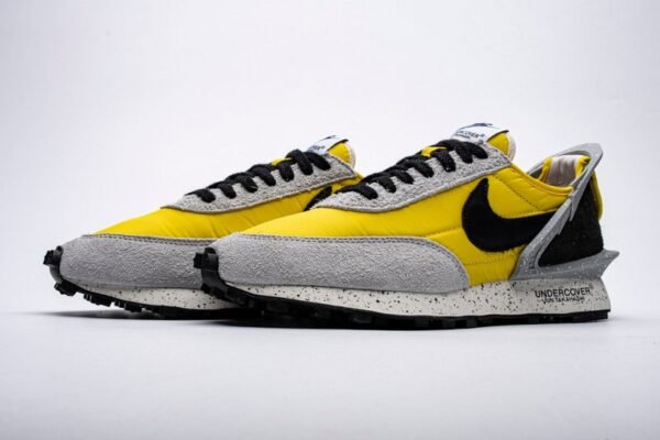Undercover x Nike Waffle Dbreak Light GreyYellow  BV4594-700