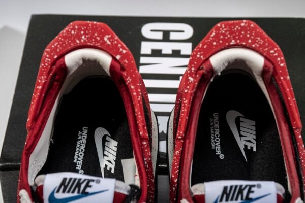 undercover_x_nike_waffle_dbreak_university_red__cj3295_600_179BC08B7F018.jpg Undercover x Nike Waffle Dbreak University Red CJ3295-600
