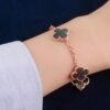 [Eternal Jewelry]CLOVER 5 MOTIF GRAY MOP  BRACELET