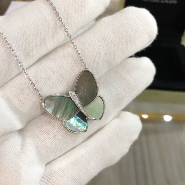 [Eternal Jewelry]LARGE BUTTERFLY SILVER PENDANT DIAMOND NECKLACE